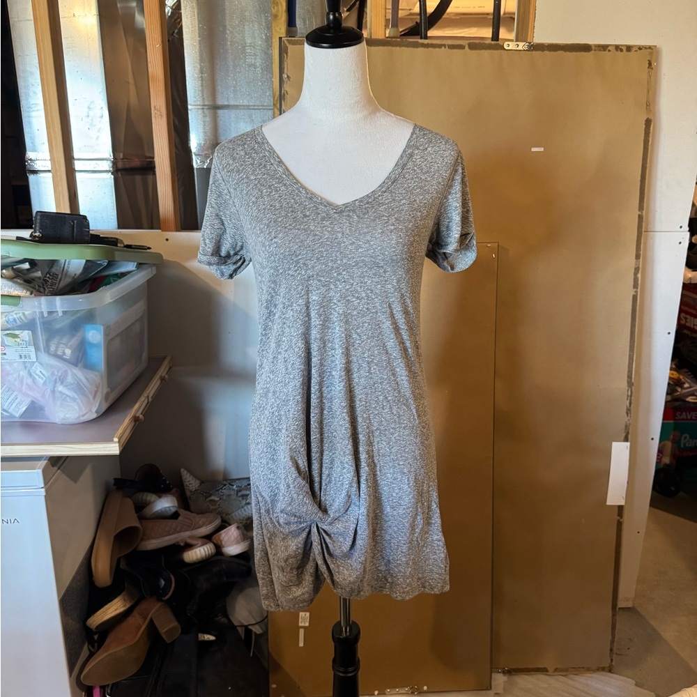 Z Supply Light Gray V-Neck Short Sleeve Dress